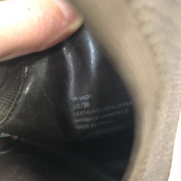 VINCE CAMUTO VADO Tan leather Wedge Sandal - Picture 14 of 15